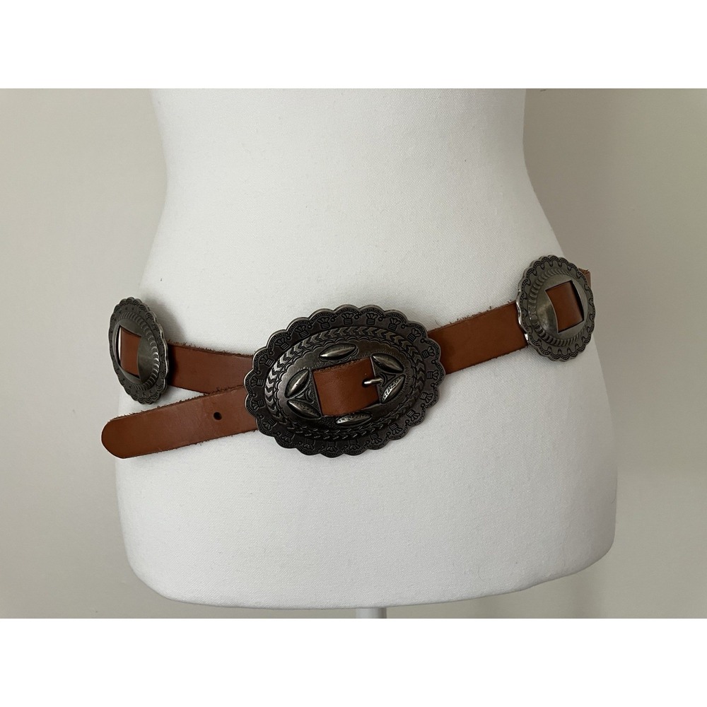 American Living Leather Western Concho Belt Size Medium Boho Cowgirl